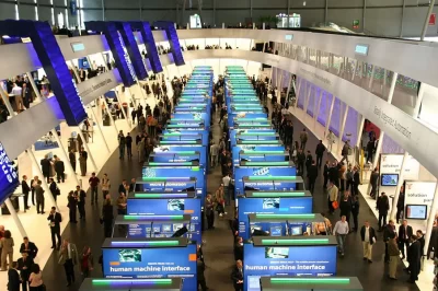 Moxie Surfaces - 01 Siemens D Fair Hannover 06 Ab d XIX