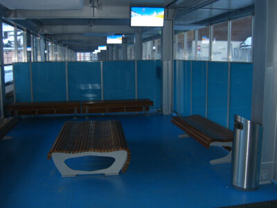 Moxie Surfaces - Neomat CH Wartelounge Zermattbahn 10 cP col light blue 40 VI