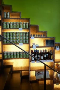 Moxie Surfaces - Rias DK Sushi Bar Copenhagen 07 cP color Umbra 40 d II