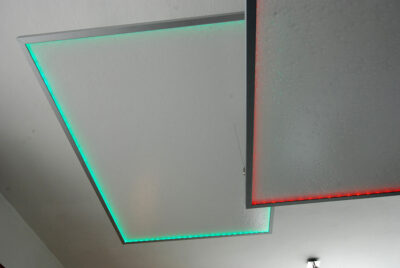 Moxie Surfaces - Showroom DE chaosAIR board acoustic4