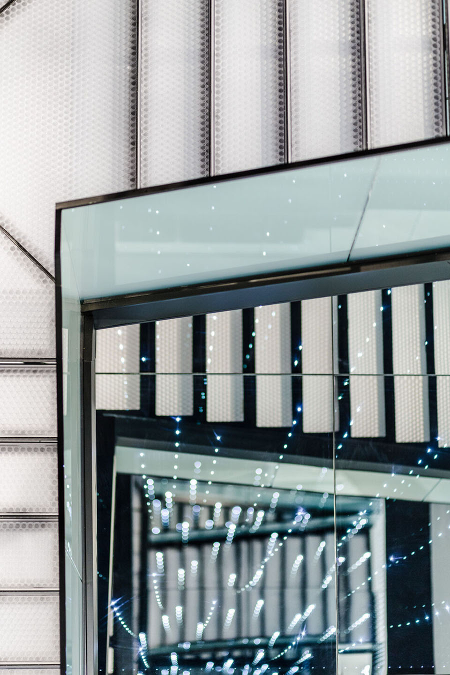 Moxie Surfaces - clear-PEP UV PC Stage