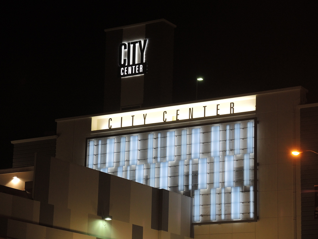 MoxieSurfaces - clear-PEP UV PC City Center in San Francisco CA showcase 12 MoxieSurfaces - clear-PEP UV PC City Center in San Francisco CA showcase