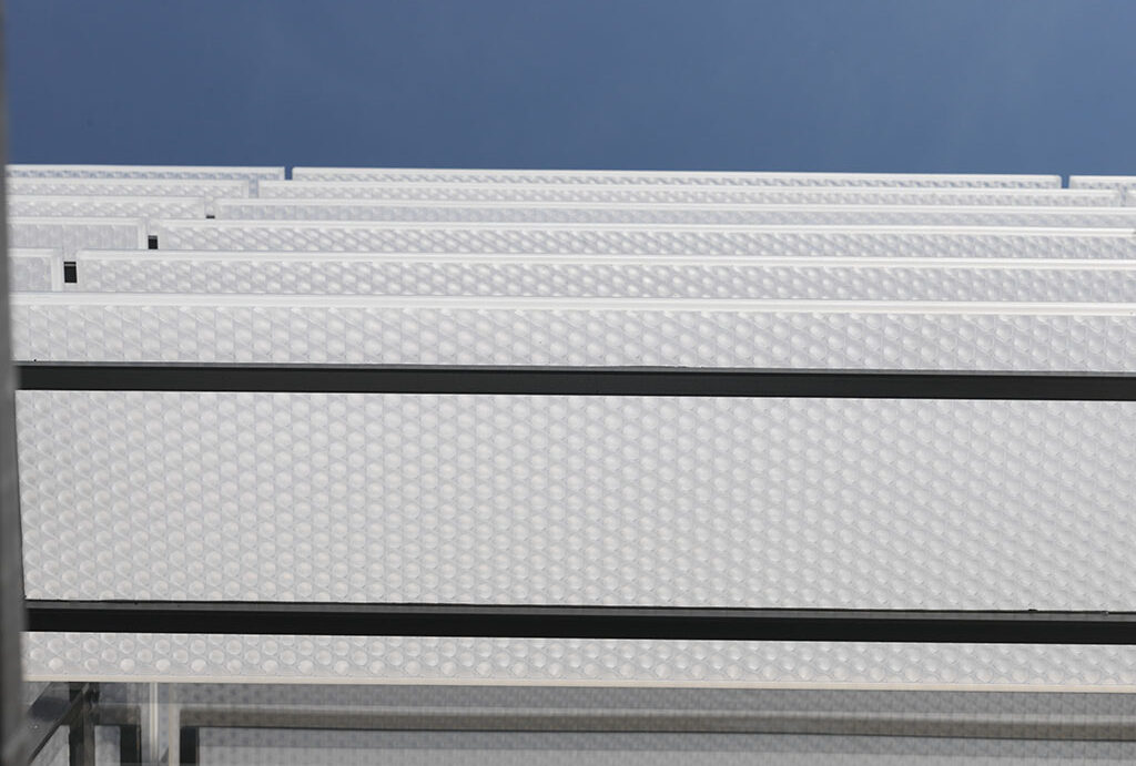 clear-PEP stage: Modern, Durable Office Facade Sun Shades clear-PEP stage: Modern, Durable Office Facade Sun Shades