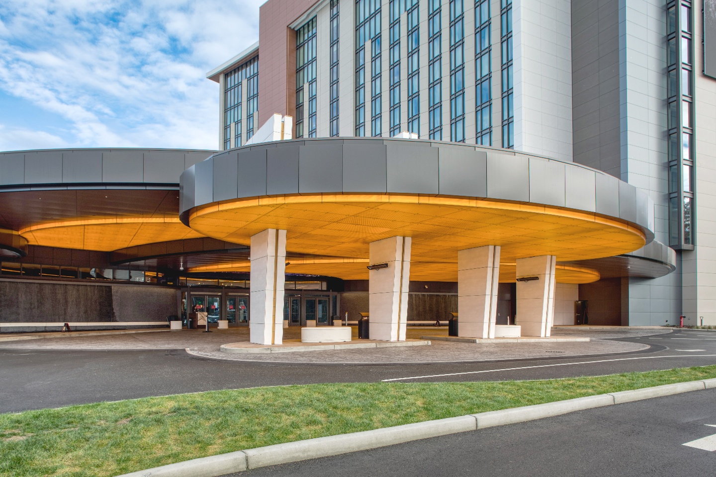 clear-PEP satin backlit panels installation at Muckleshoot Casino