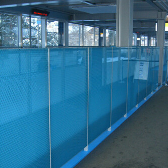 clear-PEP separators in mountain resort waiting room clear-PEP separators in mountain resort waiting room