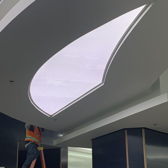 AIR-board UV PC satin ceiling illuminator: sophisticated shopping mall design AIR-board UV PC satin ceiling illuminator: sophisticated shopping mall design