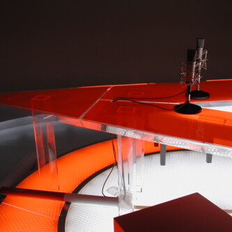 clear-PEP satin orange & opal TV Studio clear-PEP satin orange & opal TV Studio